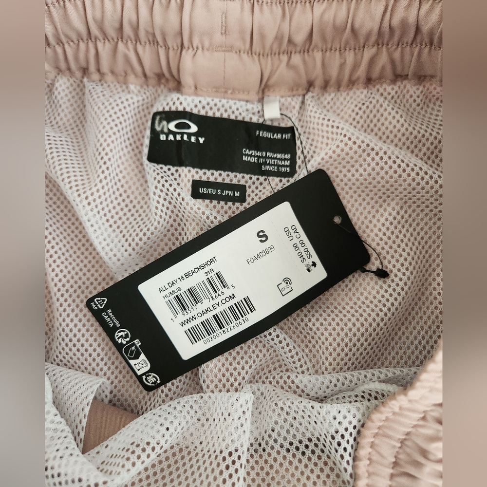 Oakley MENS All day 16‎ Beach short swim trunk beach shorts size small NWOT - Picture 3 of 4